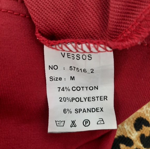 Vessos Maroon Cowl Neck Ruched Button Front Asymmetrical Hem Women Top Size M - Picture 7 of 9